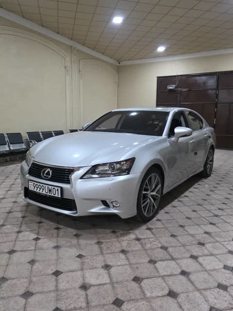Lexus белый седан люкс